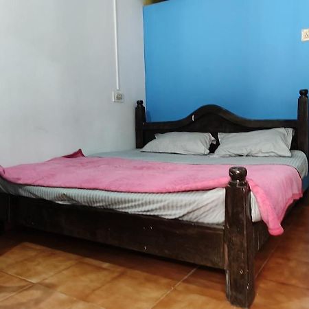 Arambol Beach Laxmi Guest House Екстер'єр фото